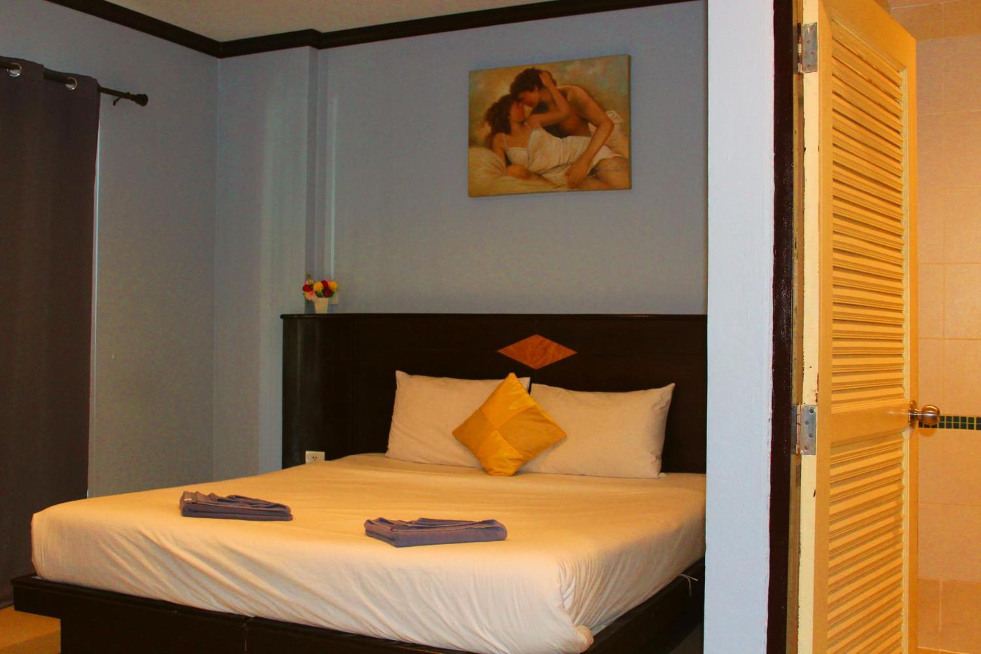 Hollywood Inn Hotel Patong Ngoại thất bức ảnh
