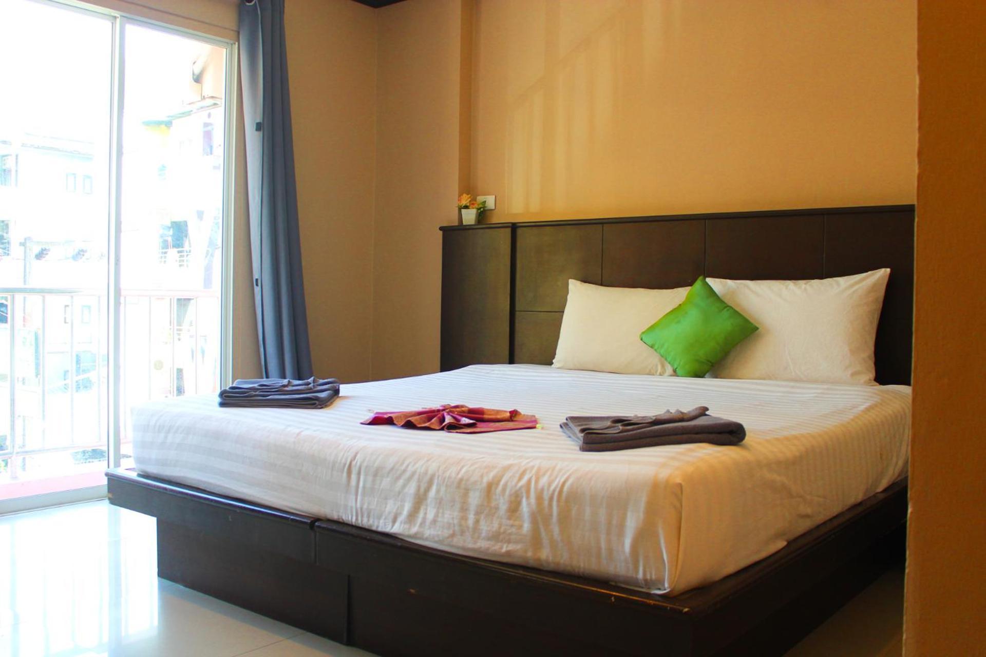 Hollywood Inn Hotel Patong Ngoại thất bức ảnh