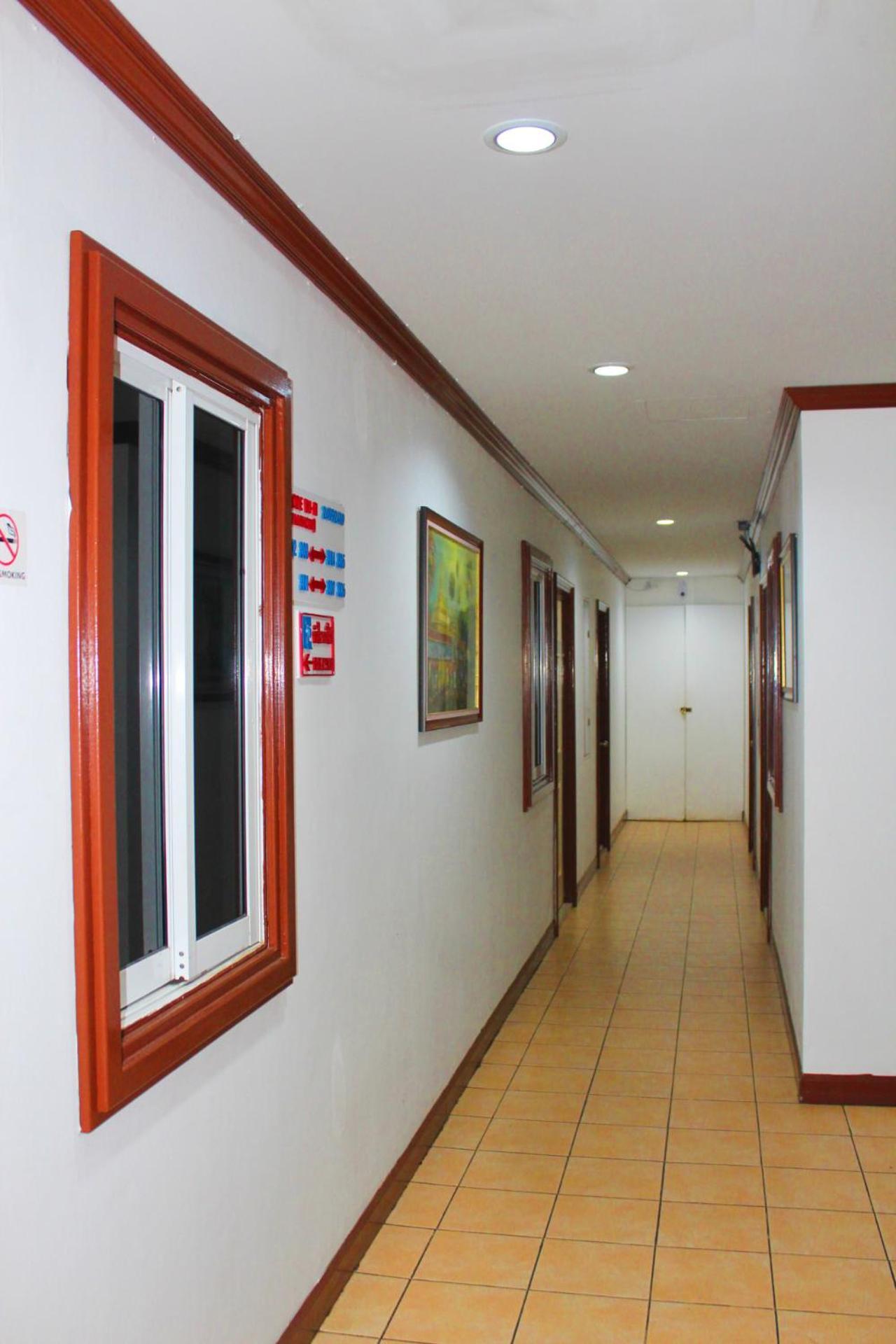 Hollywood Inn Hotel Patong Ngoại thất bức ảnh