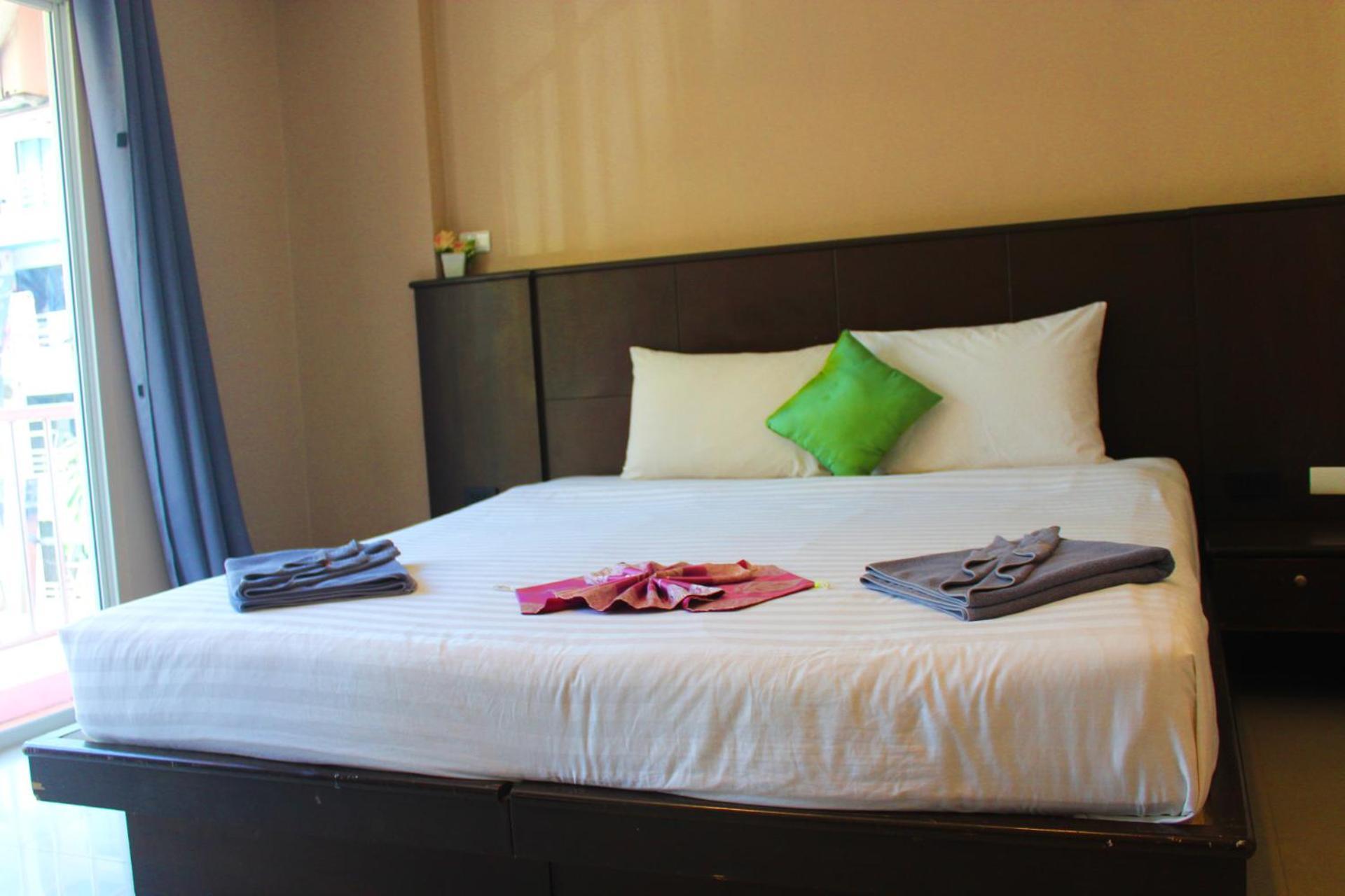 Hollywood Inn Hotel Patong Ngoại thất bức ảnh