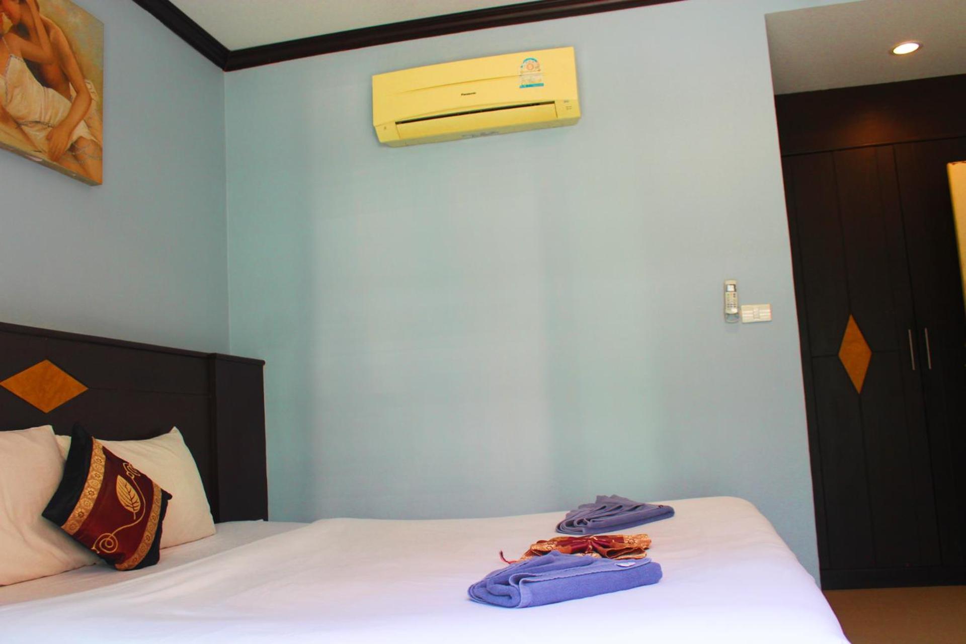 Hollywood Inn Hotel Patong Ngoại thất bức ảnh