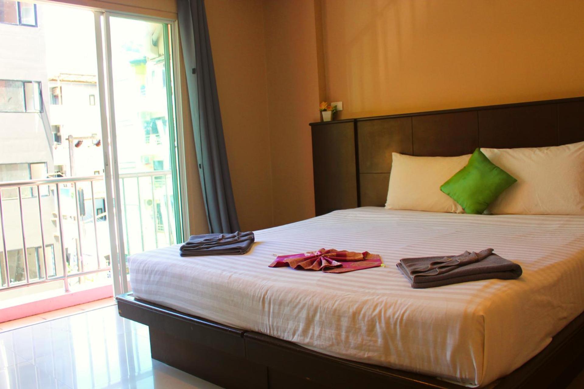 Hollywood Inn Hotel Patong Ngoại thất bức ảnh